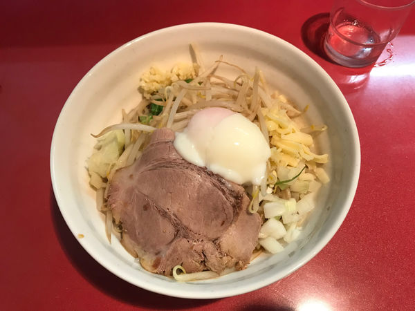 「まぜそば」@麺屋しのはら 三日月食堂の写真