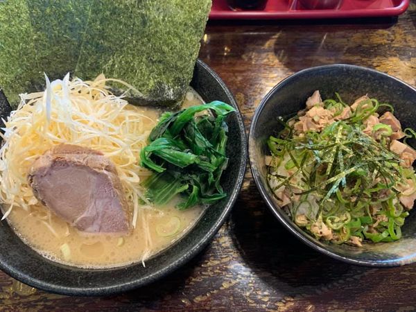 「ネギラーメン＋ネギチャ丼」@弐七家の写真