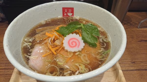 「新生姜オイルと旬の新物煮干しらぁめん  900円」@麺処 天川の写真