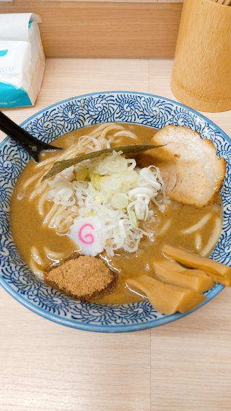 「狼煙濃厚ラーメン」@狼煙 大宮店の写真