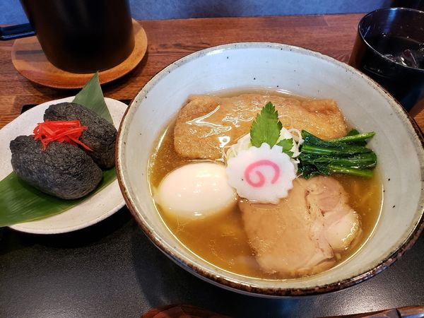 「味玉中華蕎麦　稲荷寿司」@中華蕎麦 きつねの写真