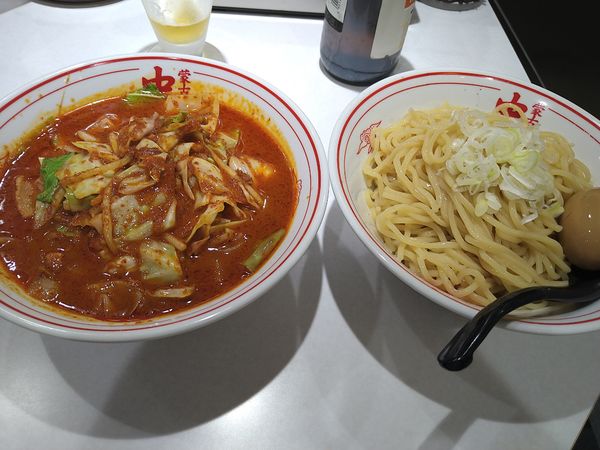 「冷し味噌やさい 野菜大盛 麺大盛 味付玉子」@蒙古タンメン 中本 錦糸町店の写真