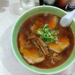 醤油チャーシュー麺(大盛)