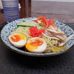 おそば屋さんの冷し中華