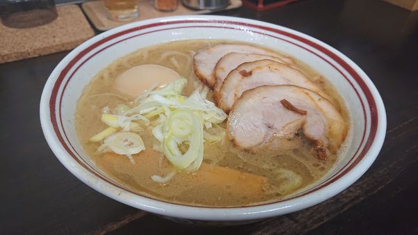 「つるや とんこつ」@らー麺 つるやの写真