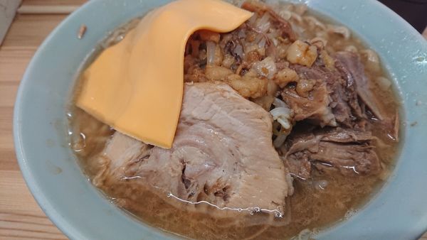 「小ラーメン+チーズ 850円」@ラーメン工藤の写真