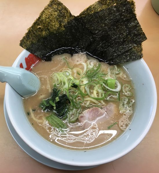 「醤油ラーメン(670¥)」@ラーメン山岡家 岩瀬店の写真