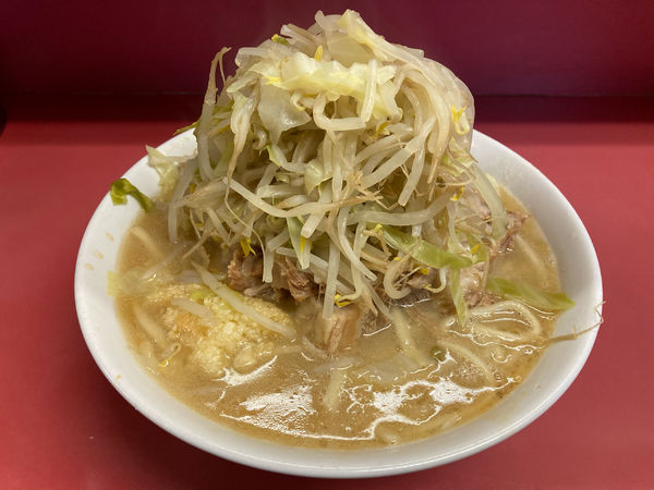「ラーメン 豚入り」@ラーメン二郎 ひばりヶ丘駅前店の写真