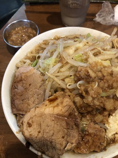 「ラーメン800円」@ラーメン荘 歴史を刻め 新栄店の写真