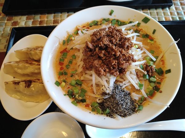 「四川風担々麺¥800-」@モダンチャイニーズ ムサシの写真