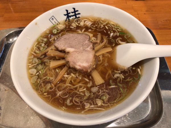 「ラーメン(小)」@煮干しだし醤油ラーメン 桂の写真