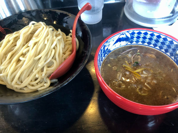 「期間限定特濃煮干しつけ麺中温盛り　¥800」@つけ麺専門店 三田製麺所 国分寺並木店の写真