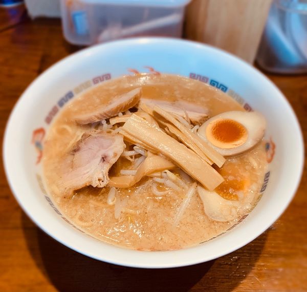 「ラーメン（￥800）＋味玉（￥100）」@ホープ軒 環七丸山店の写真