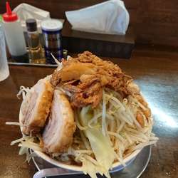ラーメン中盛り ヤサイ増し アブラ増し増し