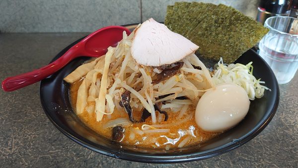 「辛みそラーメン」@味噌ラーメン 雪ぐにの写真