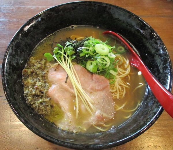 「牡蠣醤油らぁ麺　850円」@RAMEN SHELTERの写真