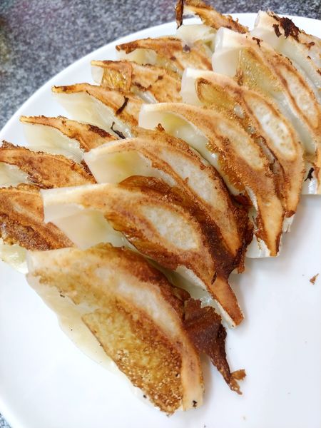 「餃子」@ぎょうざ専門店 赤萬 三宮店の写真