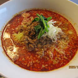 ランチSet：Ａ・担々麺と炒飯 1000円