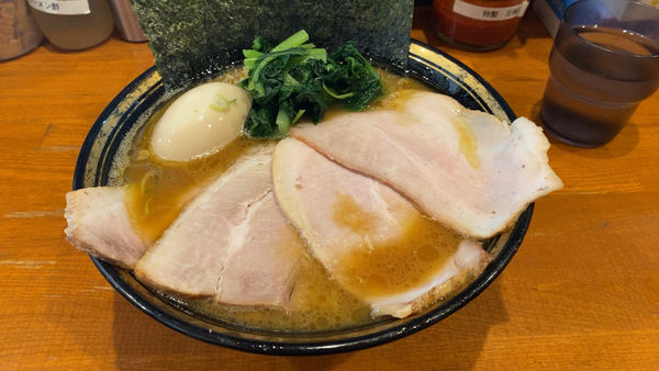 「チャーシュー麺＋味玉」@末廣家の写真