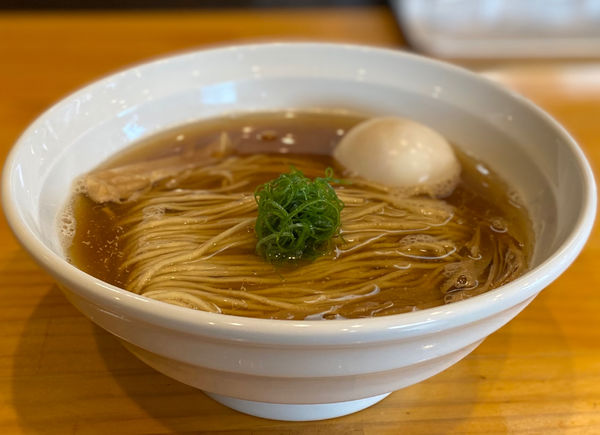 「醤油らーめん850円」@麺響万蕾の写真