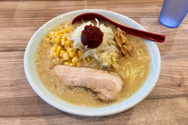 「【限定】特醸味噌ラーメン＋コーン＋辛玉」@くじら食堂 nonowa東小金井店の写真