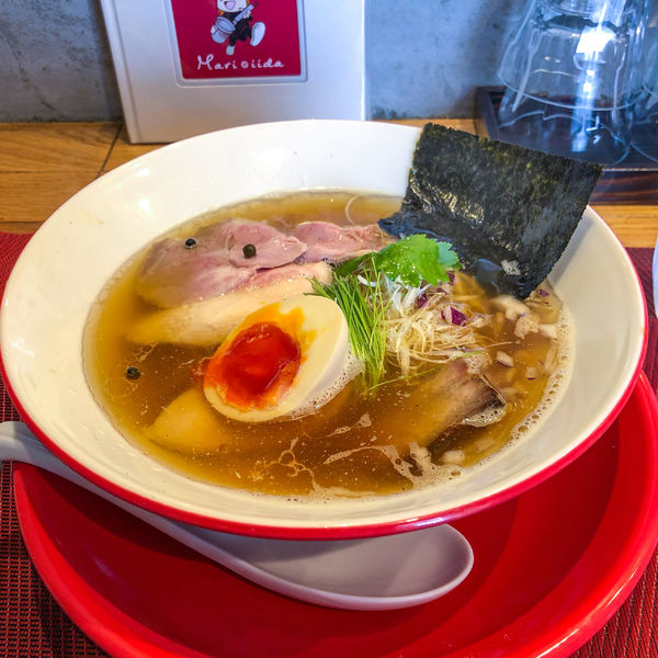 「白煮干し醤油ラーメン」@Mari iidaの写真