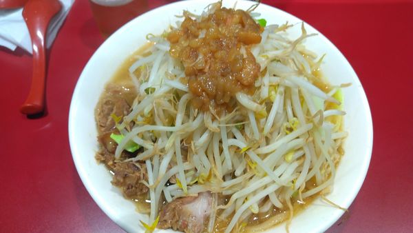 「ラーメン中」@立川マシマシ 国分寺店の写真