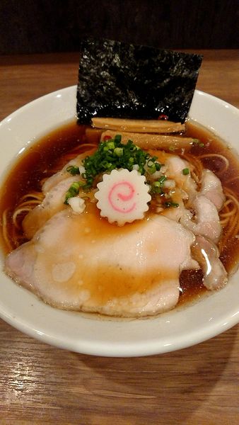 「紬 秋刀魚煮干らぁ麺【限定】1000円」@煮干拉麺 小烏丸 問屋町店の写真