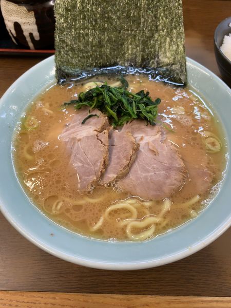 「らーめん並（750円）+チャーシュー（200円）」@寿々㐂家の写真