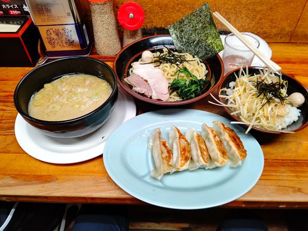 「つけめん(並盛・160g)730円＋ネギみそ丼280円＋餃子」@横浜ラーメン 湘家 前橋店の写真