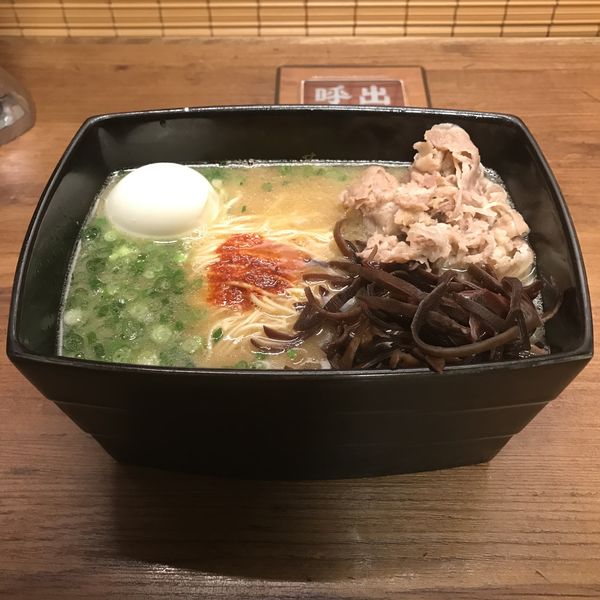 「100％とんこつ不使用ラーメン（￥1,180）」@一蘭 なんば御堂筋店の写真