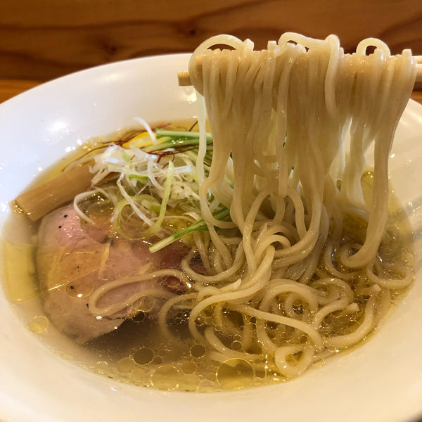 「鶏塩味玉ラーメン」@麺処 ぐり虎 海老名店の写真