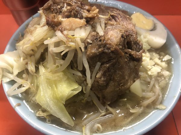 「富士丸ラーメン・ヤサイニンニク少し（900円）」@ラーメン富士丸 神谷本店の写真