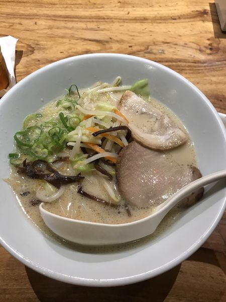 「野菜白丸」@博多一風堂 上野広小路店の写真