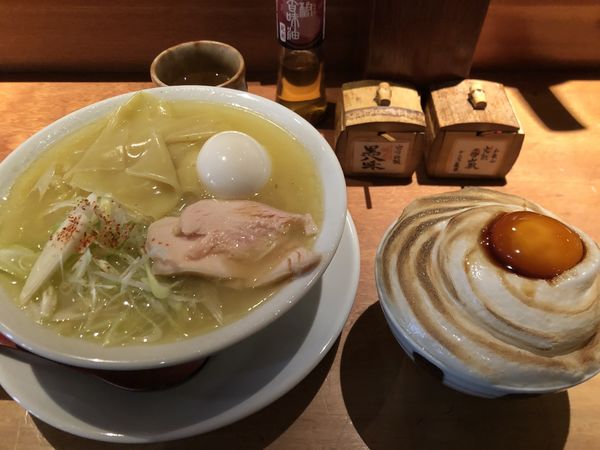 「すごい鶏らーめん＋すごい卵ごはん」@やきとり宮川 四ツ谷店の写真
