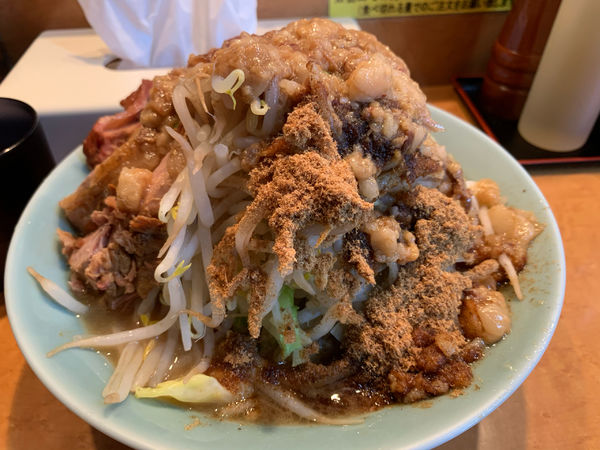 「ミニラーメン　魚粉　野菜まし　脂ましまし」@立川マシマシ ロイヤルスープの写真