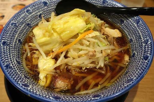 「とんさいらーめん醤油　780円」@麺処直久 新橋店の写真