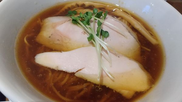 「醤油らーめん」@麺屋鈴春の写真