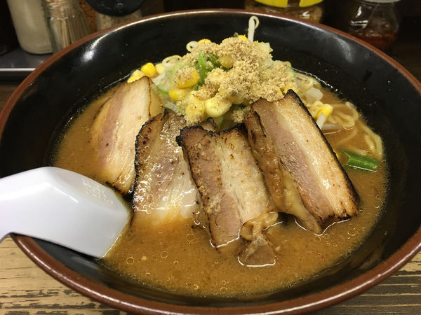 「炙りチャ味噌」@らーめん道 黒こくやの写真