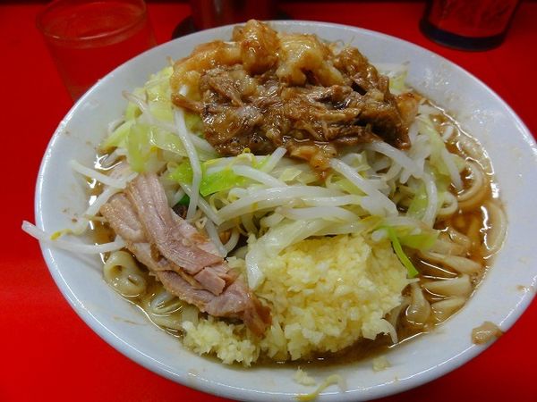「小ラーメン790円野菜少な目ニンニク脂」@ラーメン二郎 松戸駅前店の写真