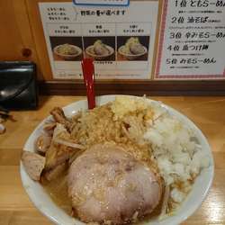 ともラーメン  追加玉ねぎ