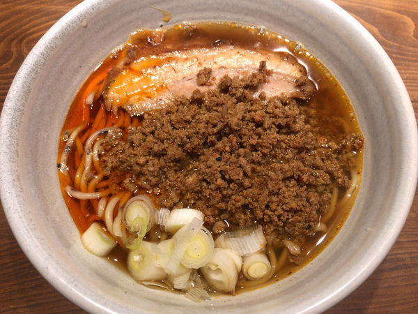 「人類みな麺類Red版「らーめん原点」チャーシュー付」@人類みな麺類 東京本店の写真