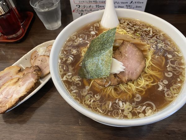 「特製中華そば 大盛 麺かため」@弘前軒の写真