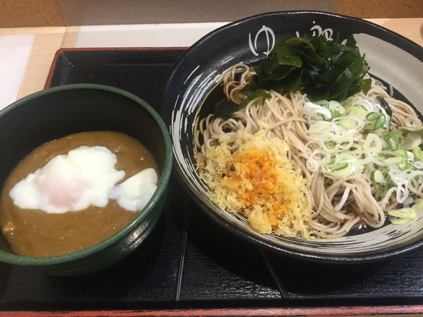 「朝そば玉子・温玉・わかめ変更+カレールー(¥360)」@ゆで太郎 竹橋店の写真