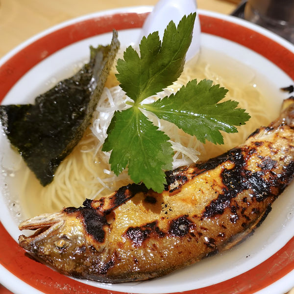 「鮎マルゴトラーメン 1,100円」@鮎ラーメン＋の写真