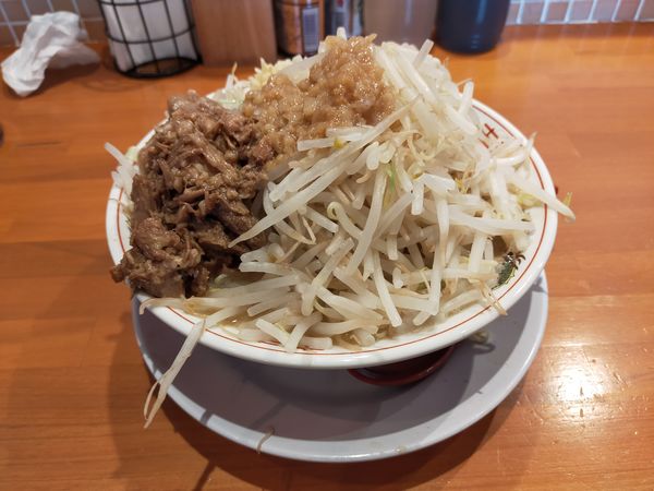 「ラーメン、ヤサイマシ、ニンニクマシ」@らーめん たん二郎の写真