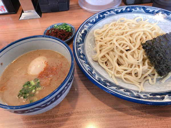 「味玉つけそば　エビ辛し」@浜屋 五反田店の写真