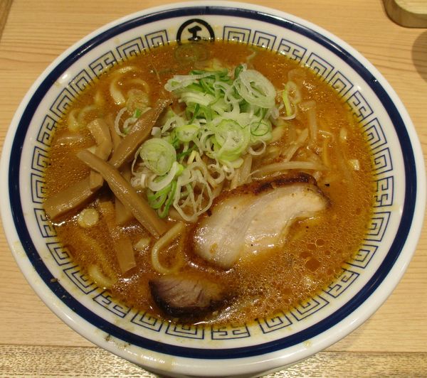 「＜季節限定＞濃厚味噌　850円」@中華そば つけめん 玉 新宿店の写真