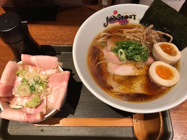 「鶏だし中華そば」@麺と心 7の写真