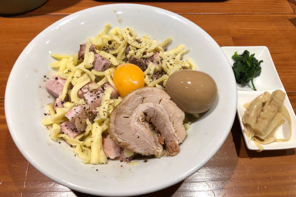 「【限定】豚ニボナーラ 800円」@麺屋 真心の写真